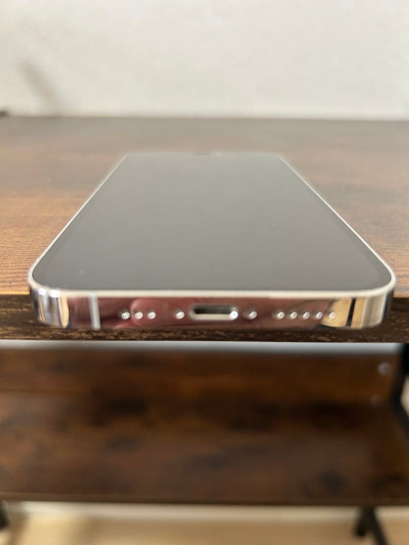 iPhone 12pro 256gb ホワイト SIMフリー★おまけ付き★