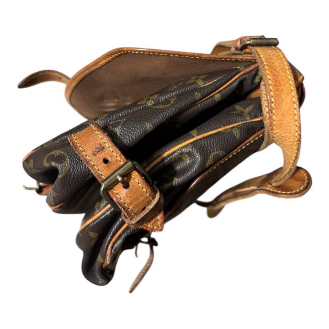 ルイ・ヴィトン モノグラム ソミュール30 ショルダーバッグ フランス製