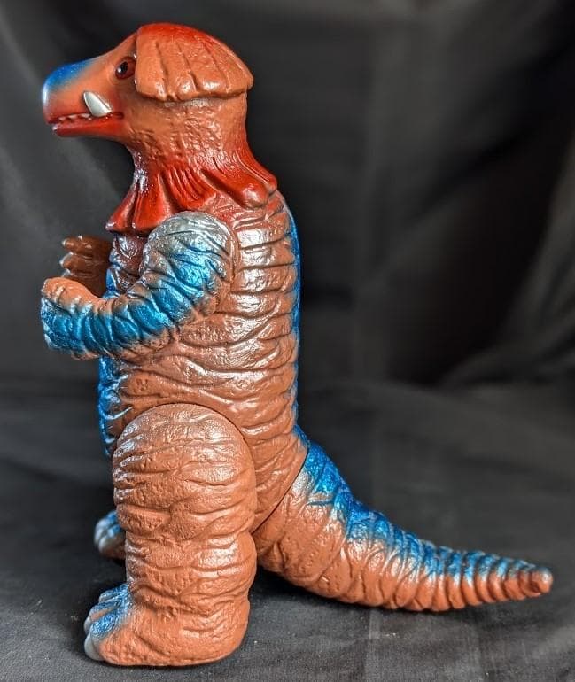 【ゆみとし】ゴキネズラ「帰ってきたウルトラマン」登場（ブルマァク復刻）