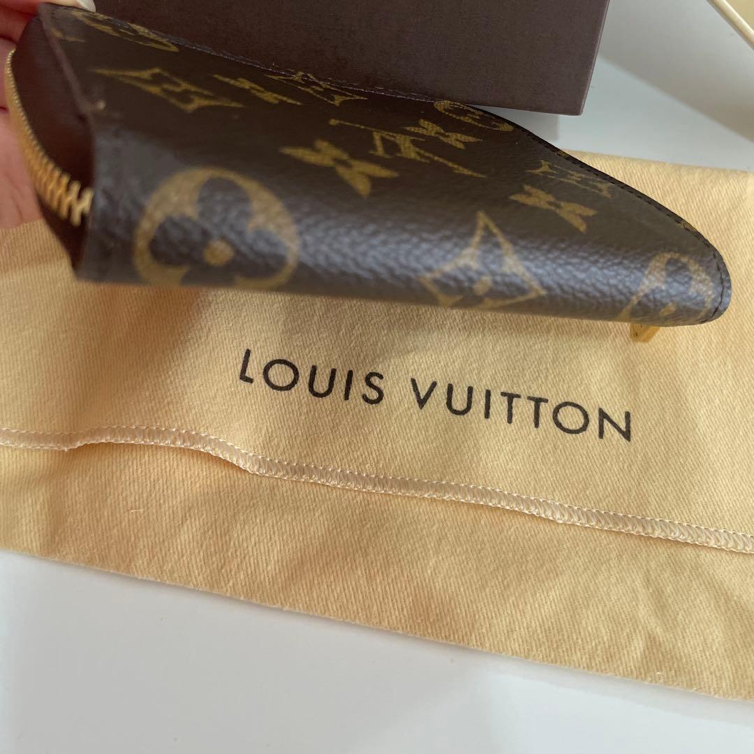 LOUIS VUITON ルイヴィトン ジッピー パース