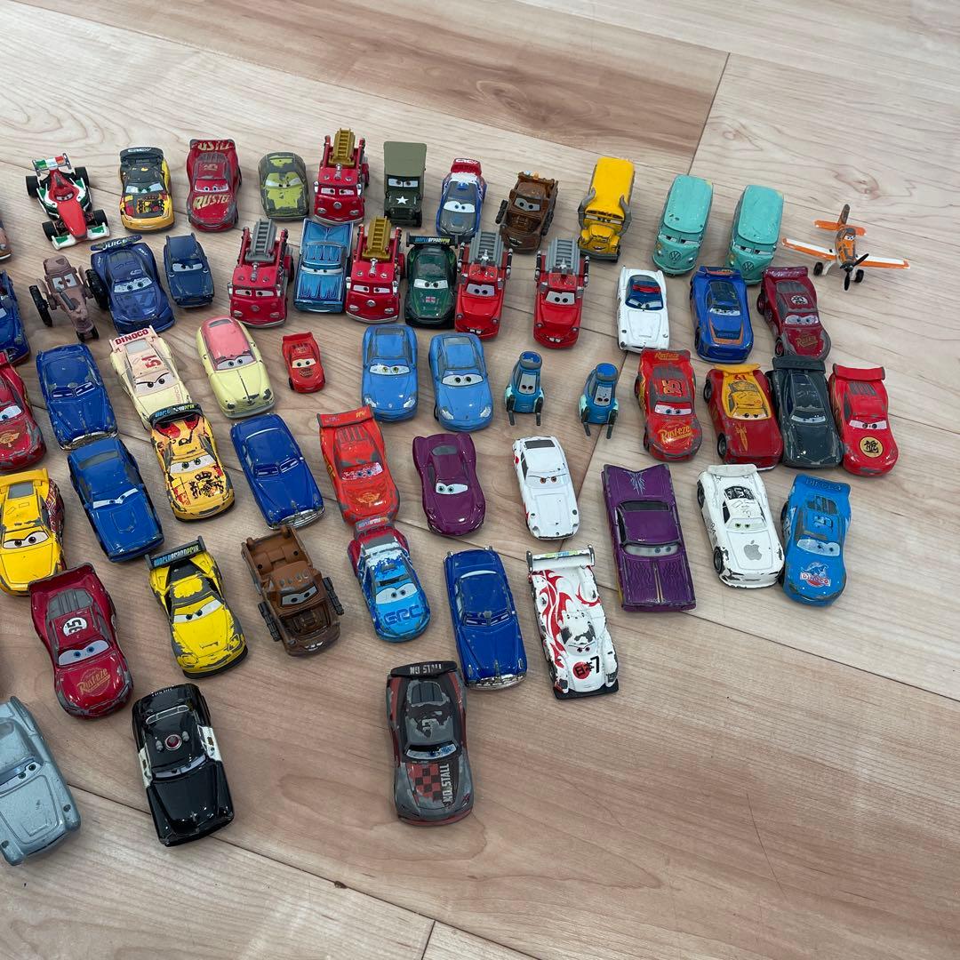 ミニカー約120台セット（トラック含む）