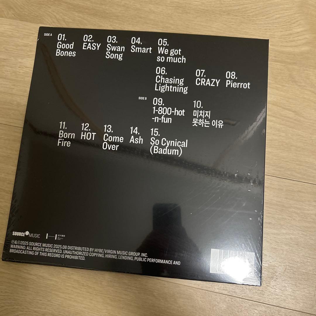 特典付きLE SSERAFIM EASY CRAZY HOT レコード限定版