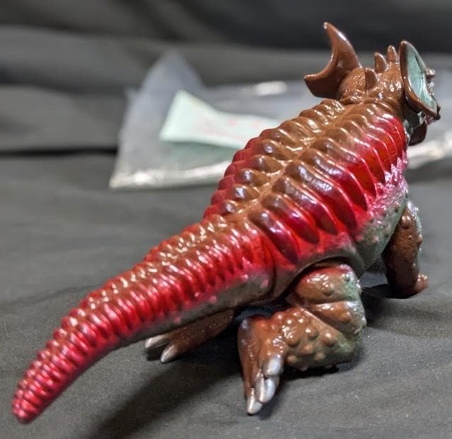 バラゴン 四つ足バージョン（マーミット）ビニパラベビー非売品ソフビフィギュア