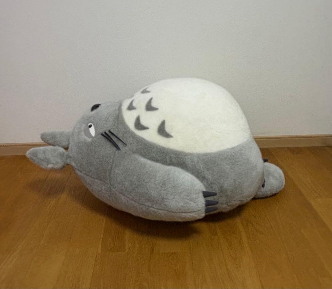 サンアロー　となりのトトロ 大トトロ お昼寝クッション グレー