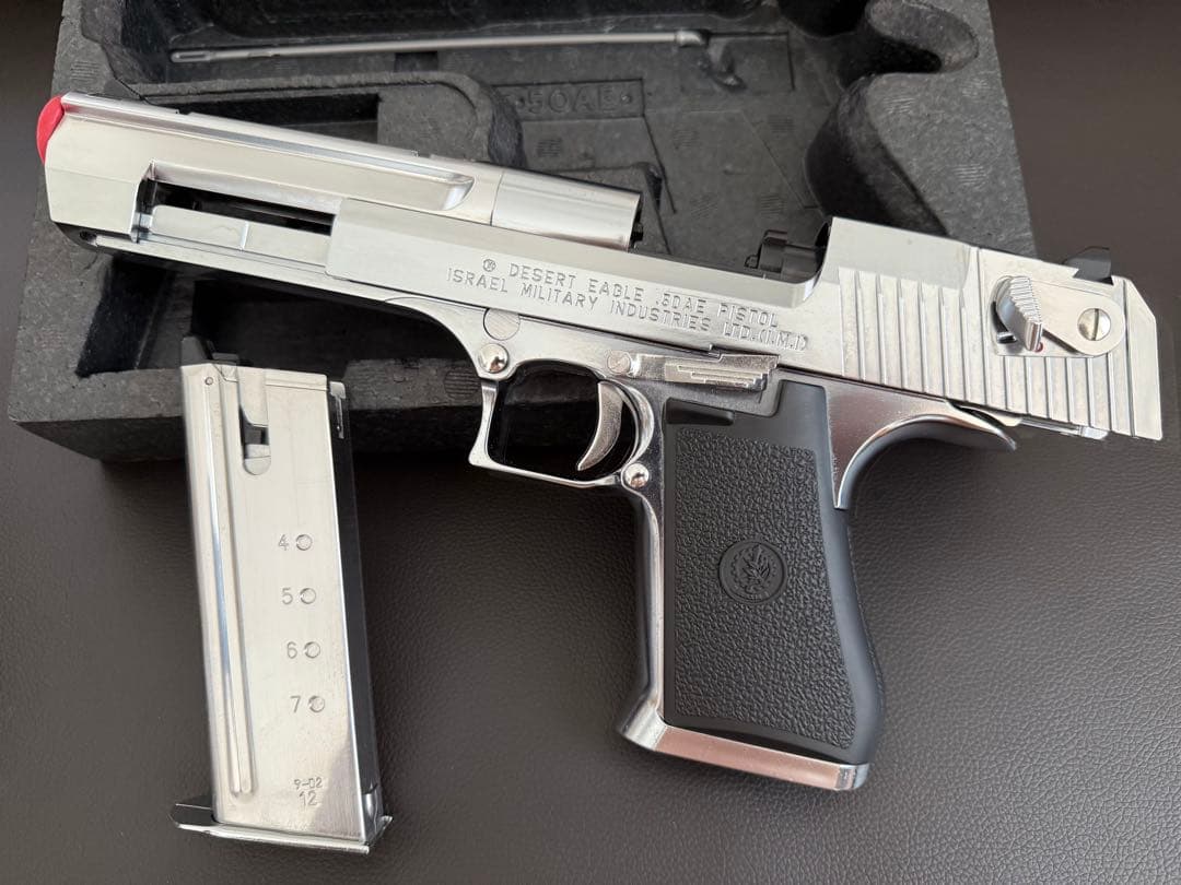 DESERT EAGLE .50 ガスガン クロームステンレス