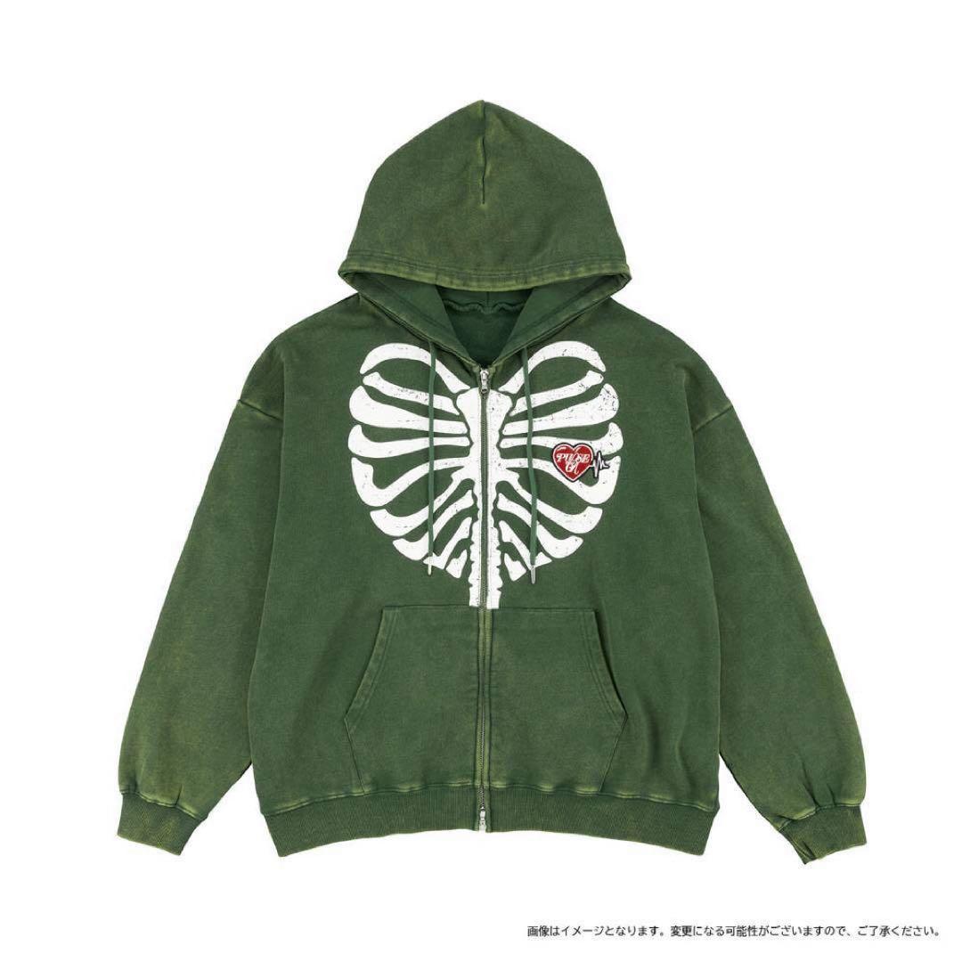 専用＊ TREASURE フーディー M 未開封 カーキ PLUSE ON-国内外の人気