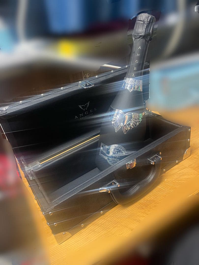 ANGEL シャンパン 750ml 専用ケース付き　BLACK エンジェル シャンパーニュ NV ブリュット ブラック 750ml ケース付