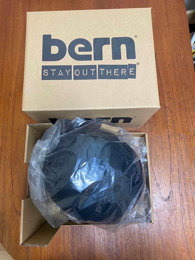 bern ヘルメット Lサイズ マットブラック