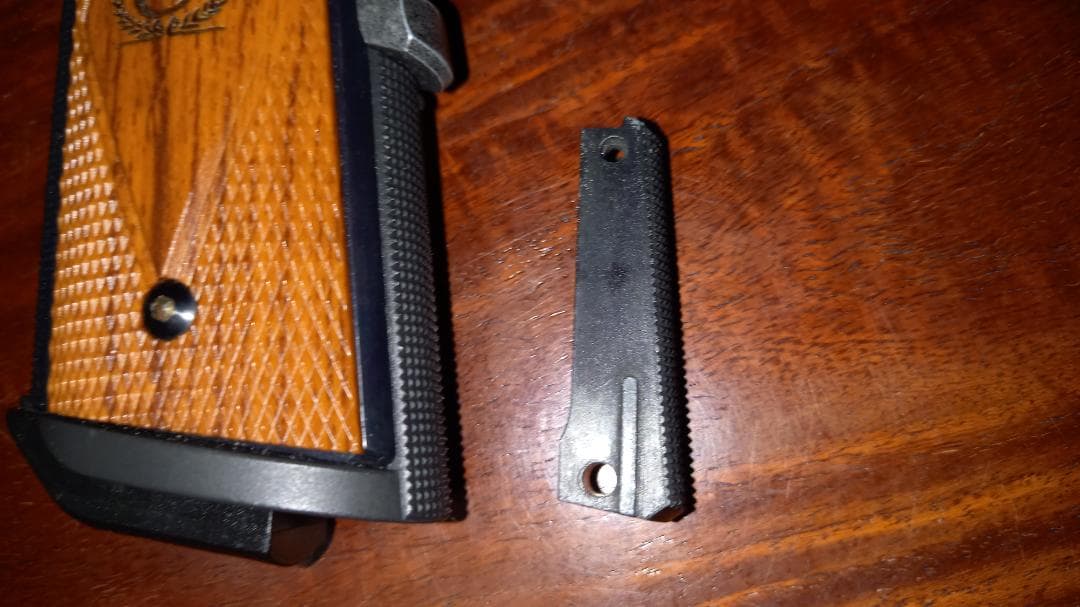 B.W.C　キャスピアン・カスタム 45ACP