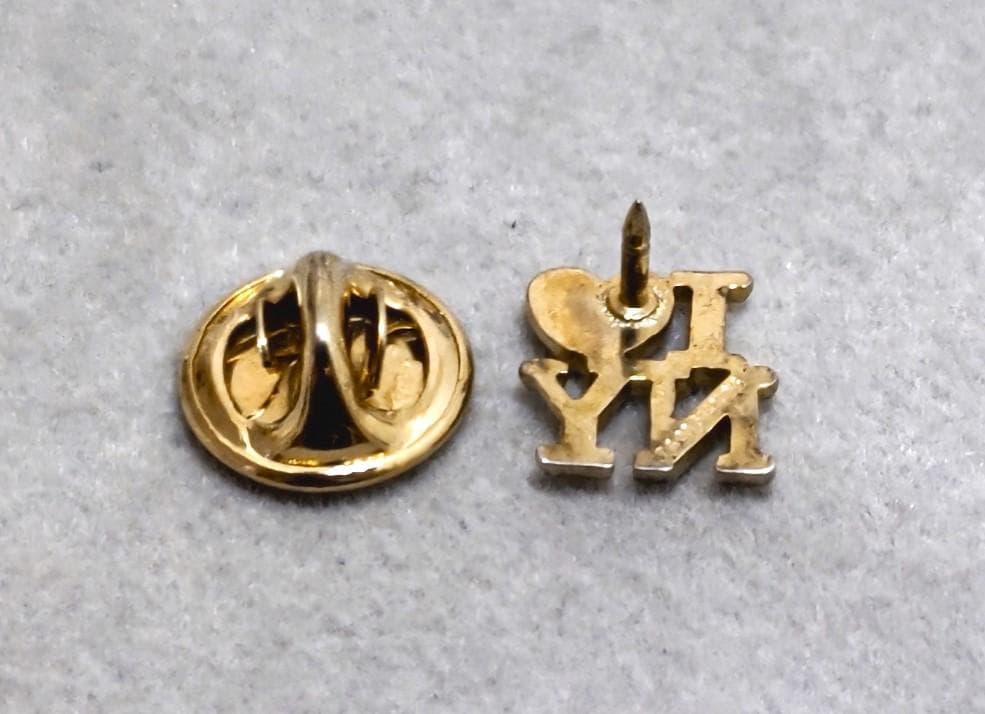 ティファニー アイラブニューヨーク SV925ピンブローチ 36230 - メルカリ