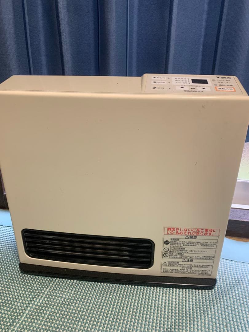 ガスファンヒーター RC-24FSE - メルカリ