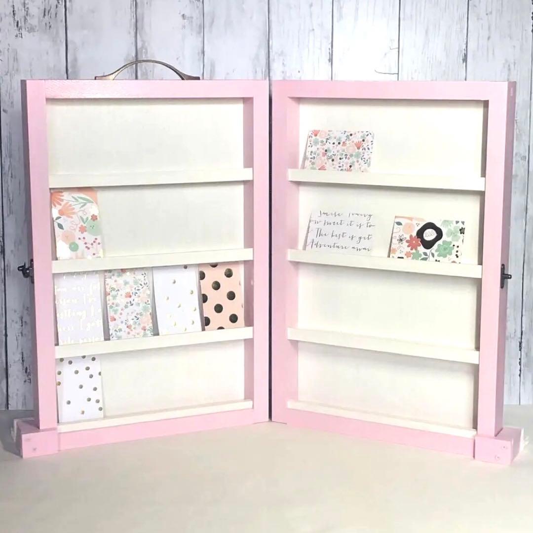 パステルピンクの飾り棚ハンドメイド