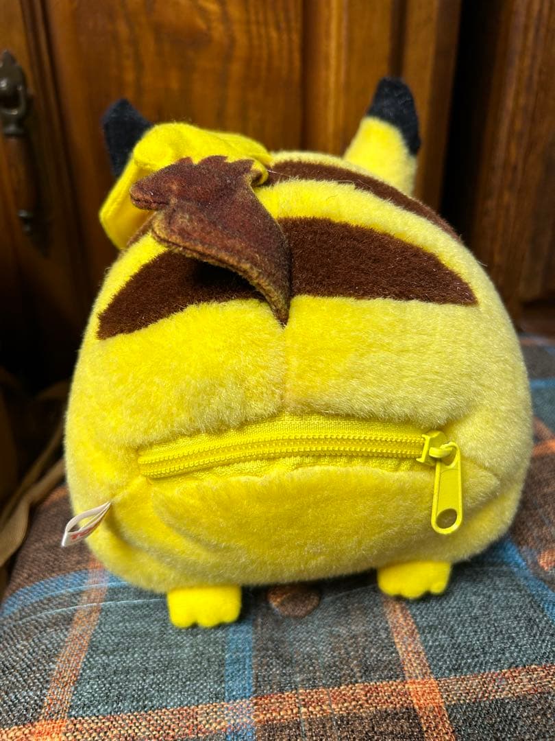 ピカチュウ　ぬいぐるみ　等身大　初期　TOMY