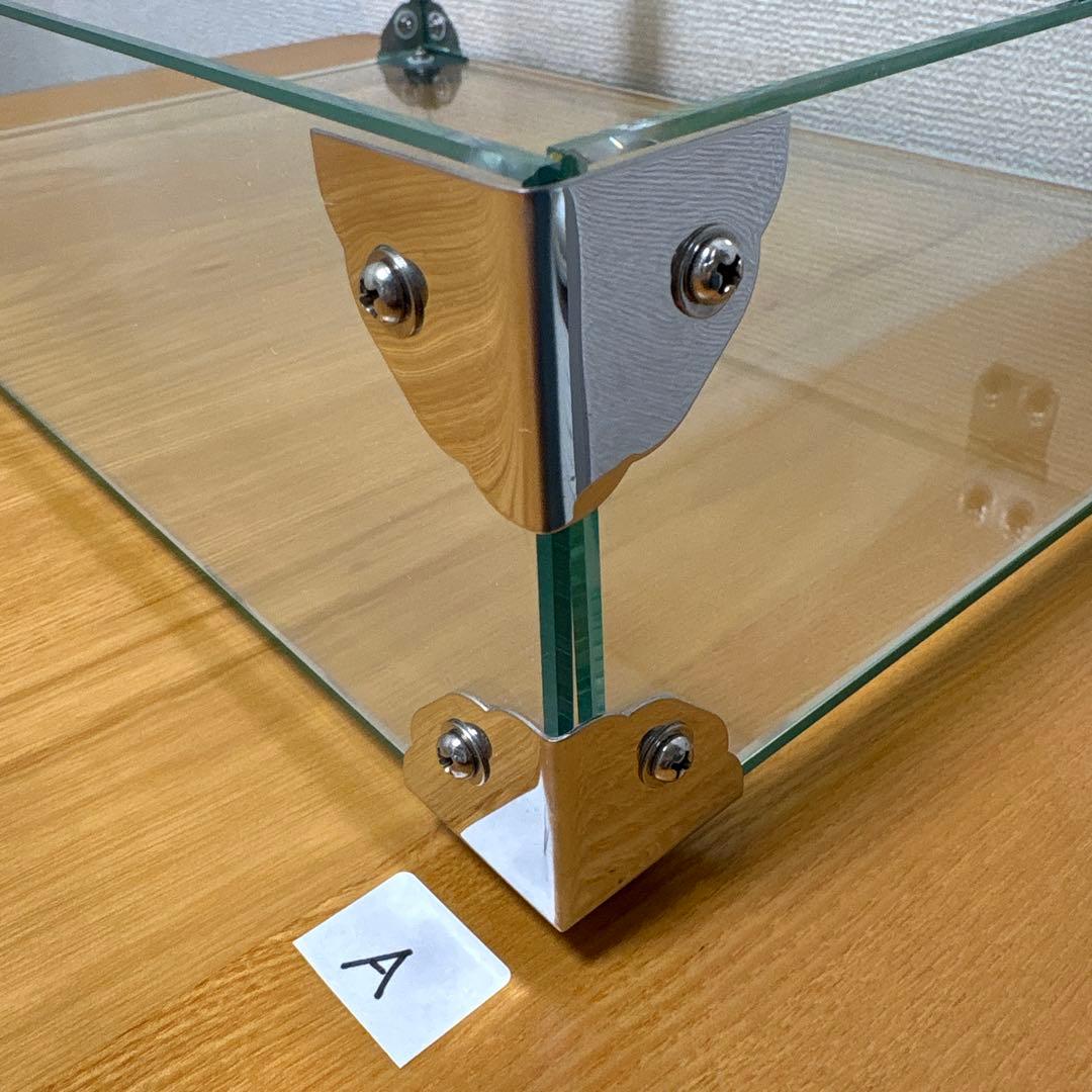 アンティーク風ガラスケース。アクセサリーや雑貨などのディスプレイに