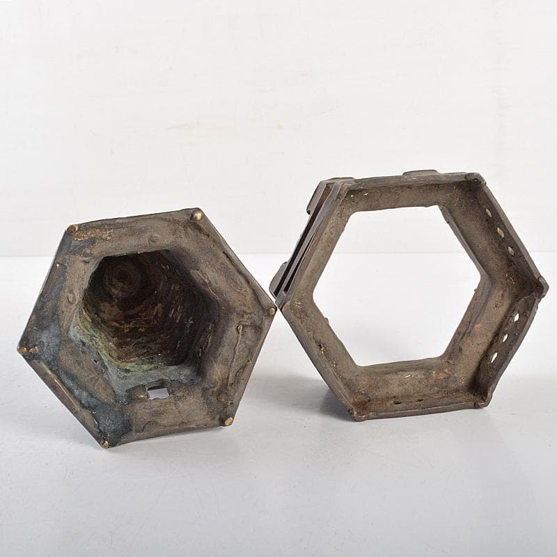 仏教美術　古銅　仏塔　置物　高さ約29cm　M　R6245