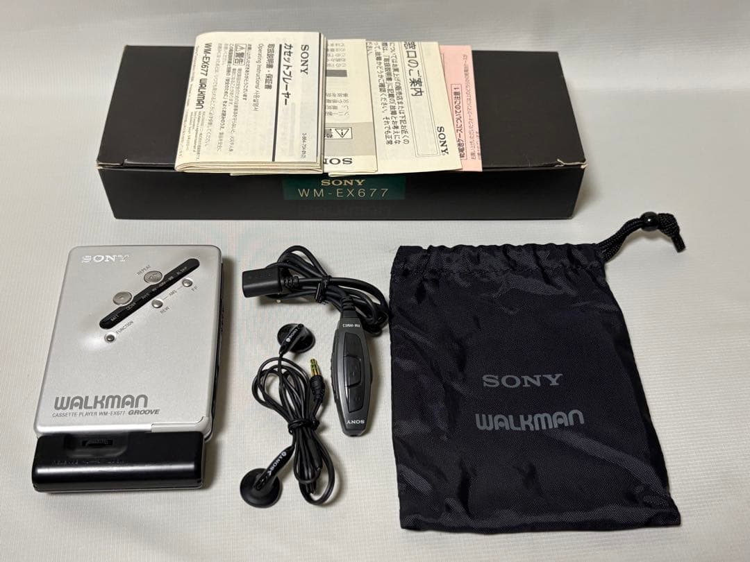 SONY WM-EX677 カセットウォークマン 箱付き