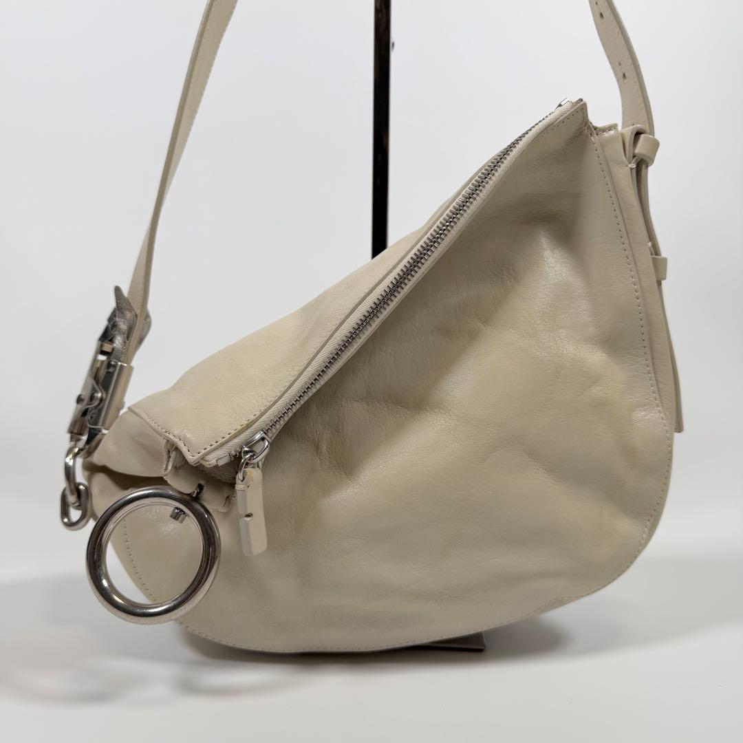 【美品】【現行】バーバリー　ショルダーバッグ　スモールナイトバッグ　アイボリー