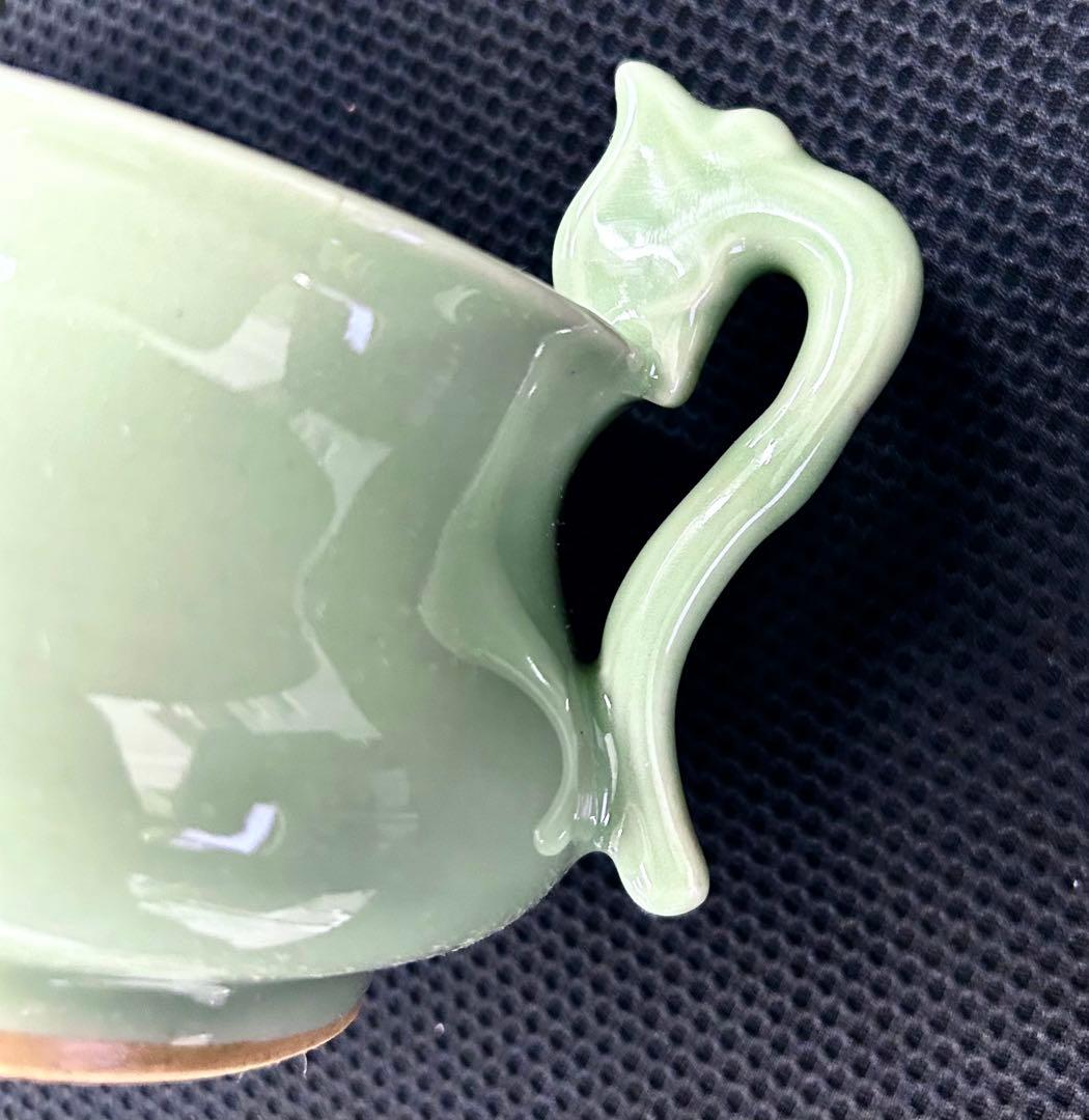 中国骨董　龍泉窯 蟠螭文 双耳　青磁香炉 明時代