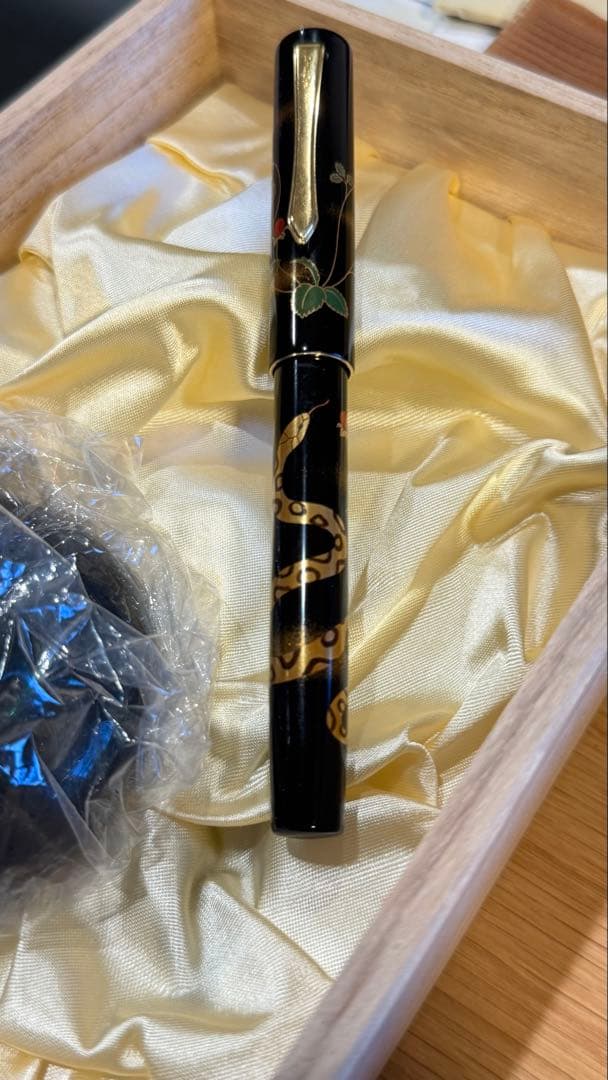 パイロット万年筆18K750 -M-巳Pilot Namiki(蒔絵)