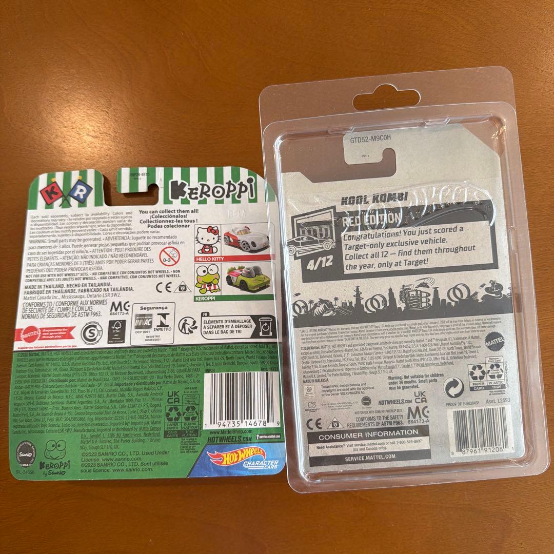 ホットウィール クールコンビキティレッド＆けろけろけろっぴ