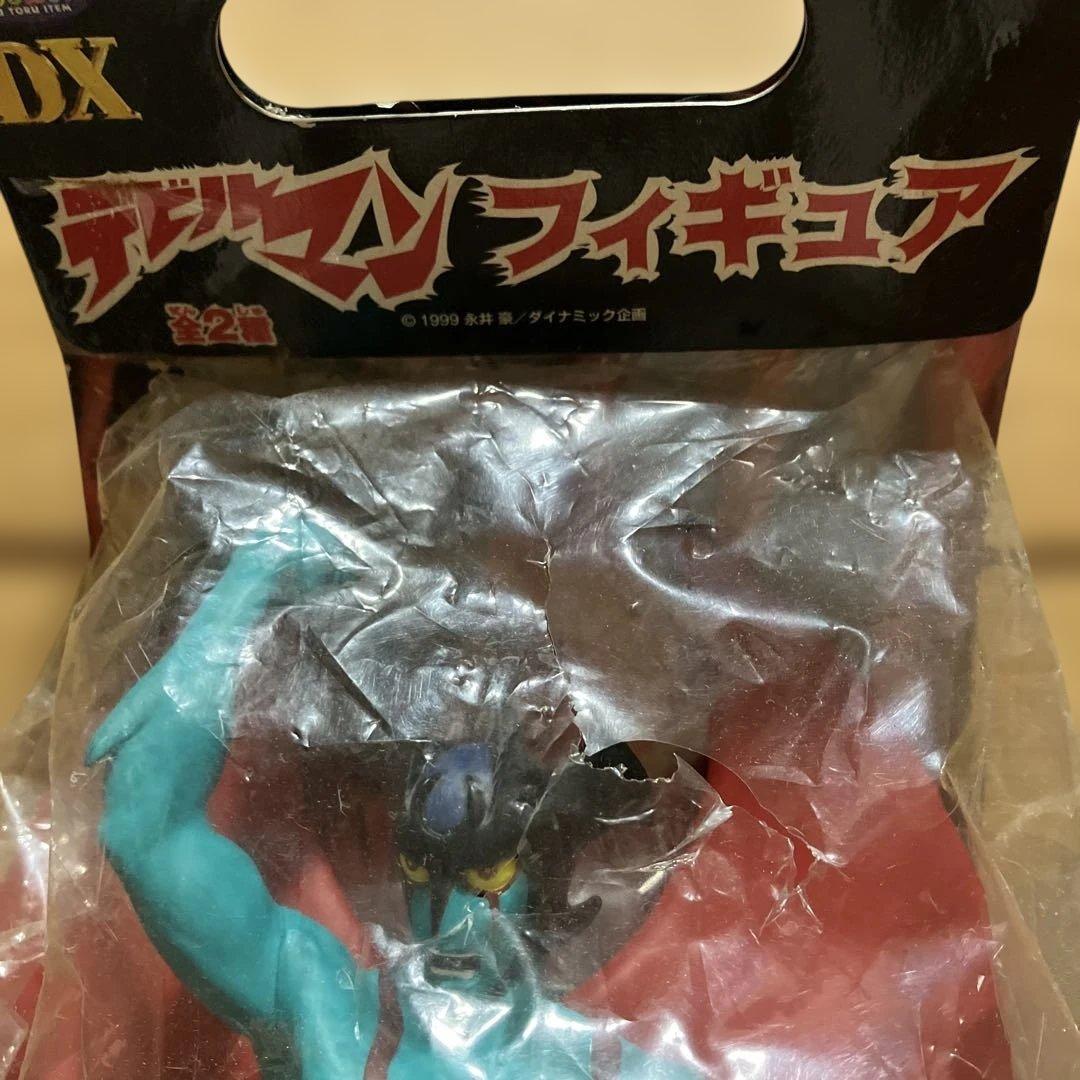 デビルマンフィギュア2体＆フレーム2個