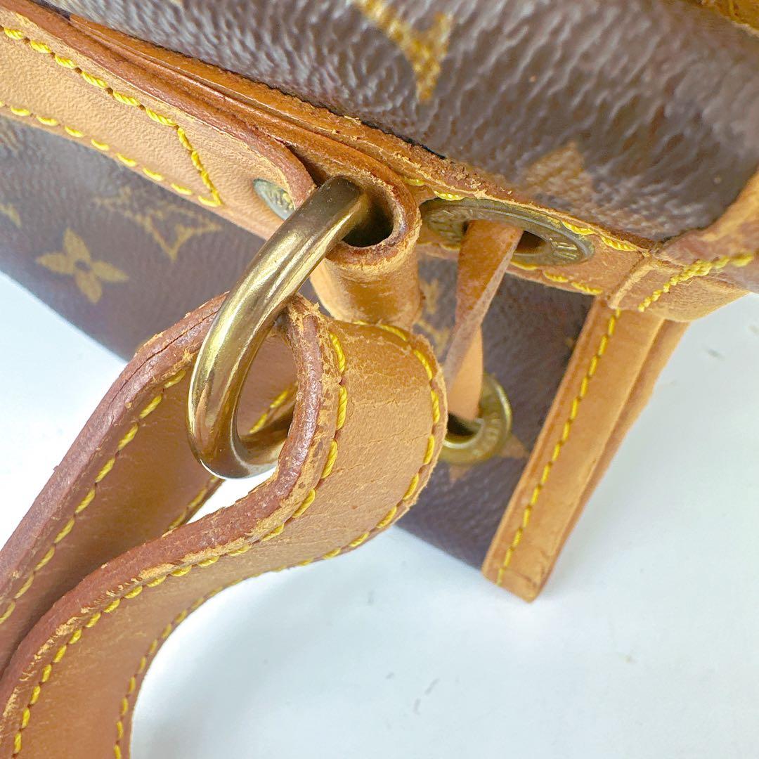 ルイヴィトン　モノグラム　巾着　ショルダーバッグ　プチノエ