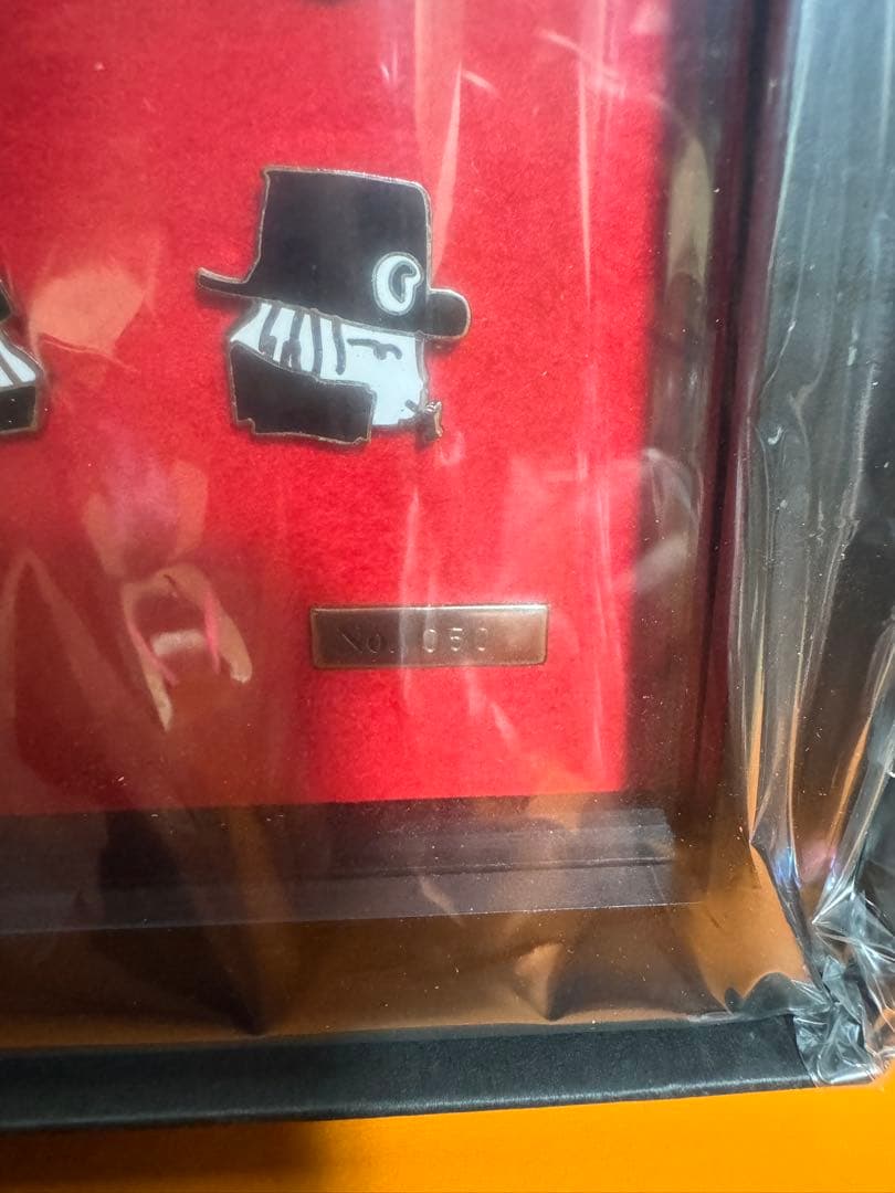 天野喜孝　vampire Hunter Dピンバッジ