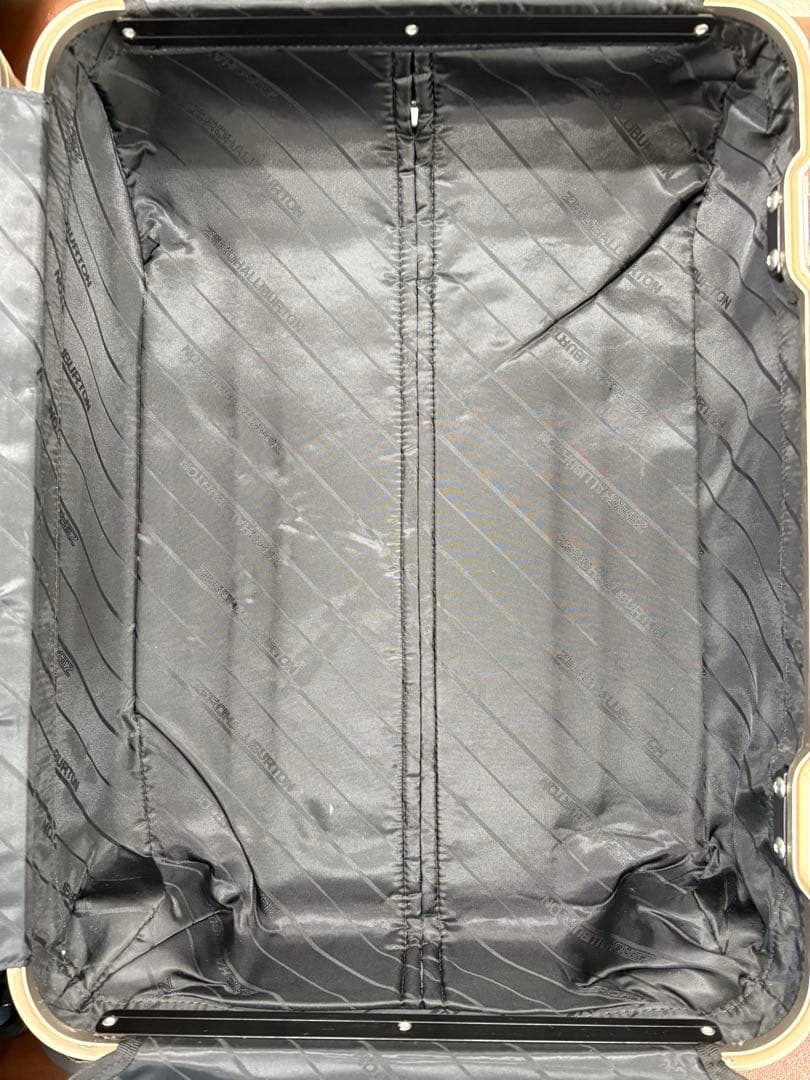 ゼロハリバートンジオ3.0 アルミキャリー ケース中古正規品機内4輪