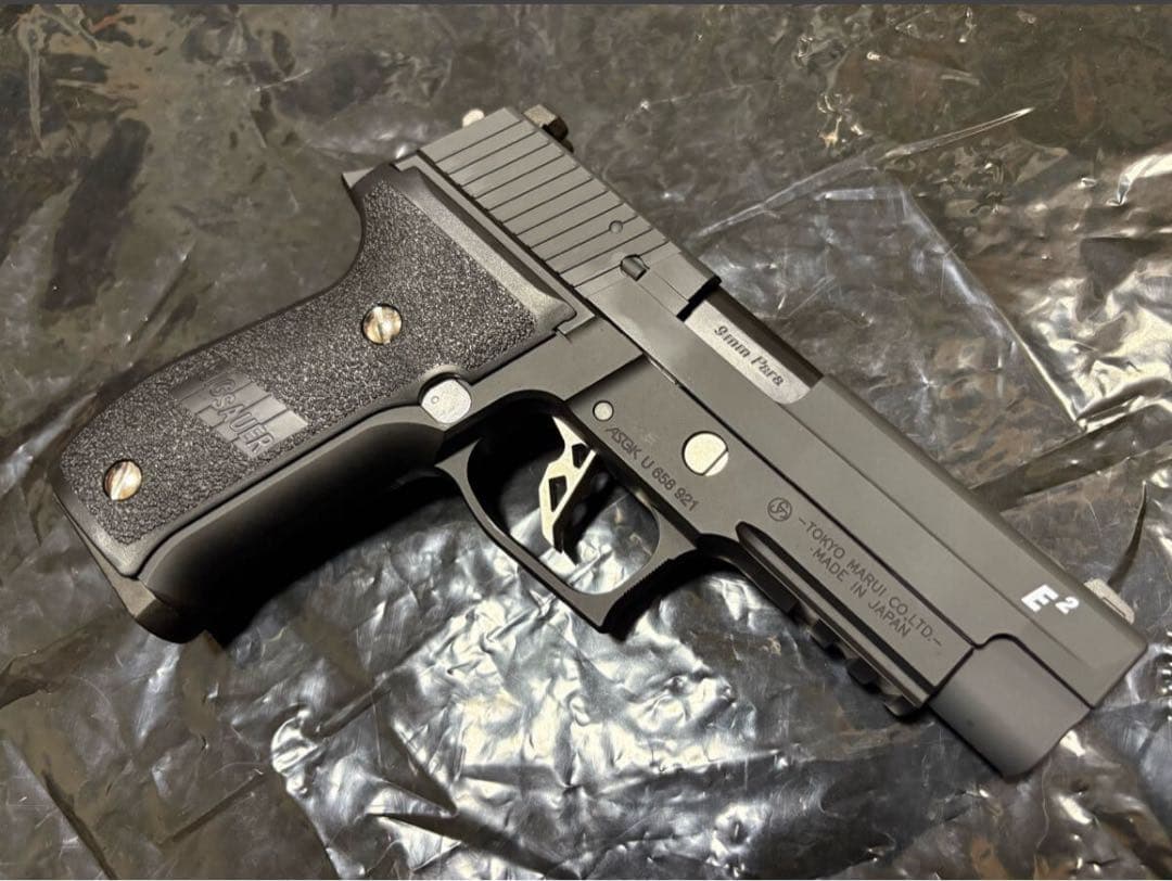 センチネルナイン使用 P226 ガスガン ブラック マガジン2本付き