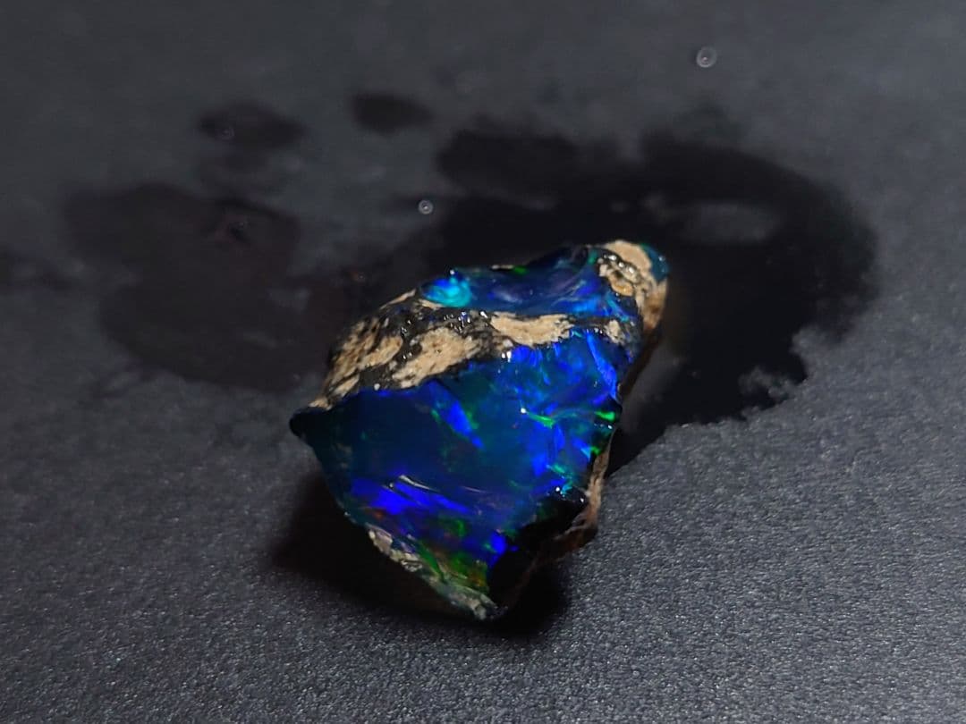 エチオピア オパール 原石 鉱物 標本 プレシャス ウェロ産