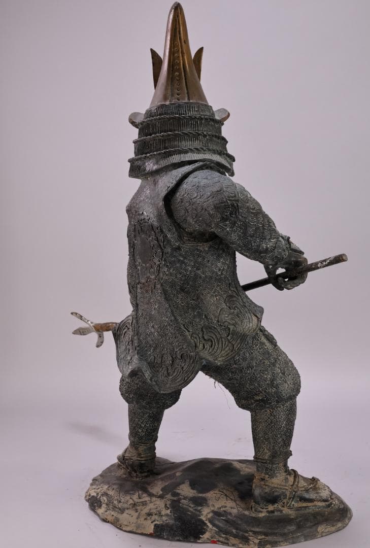 時代金工 明治期 ブロンズ像 加藤清正 薙刀 置物 床飾 高58㎝ BK091