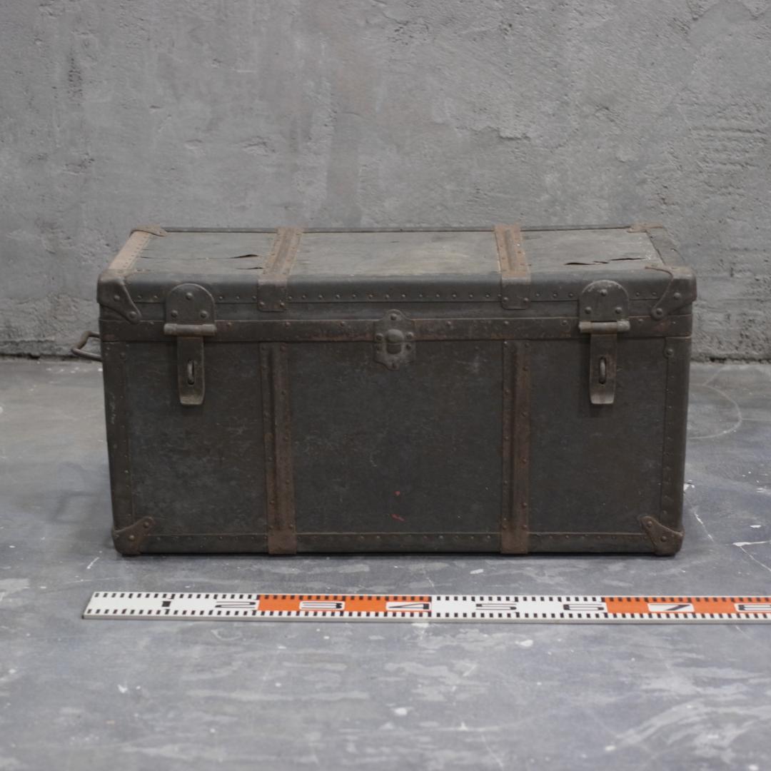 アンティーク　トランク　宝箱　ヴィンテージ　ケース　コンテナ　ボックス