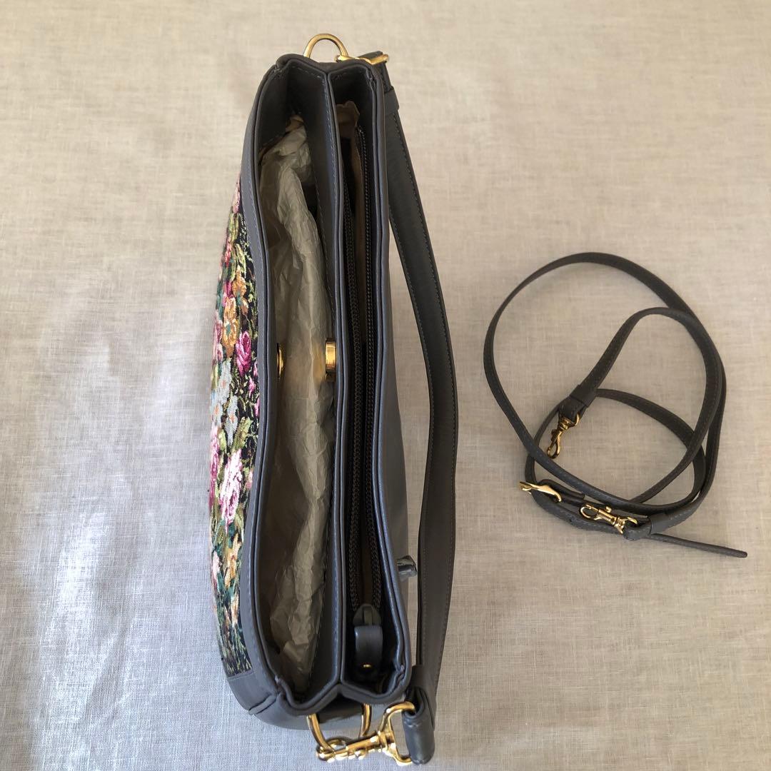 プチポワン　花柄刺繍 ハンドバッグ グレー　ショルダーバッグにも　久家道子