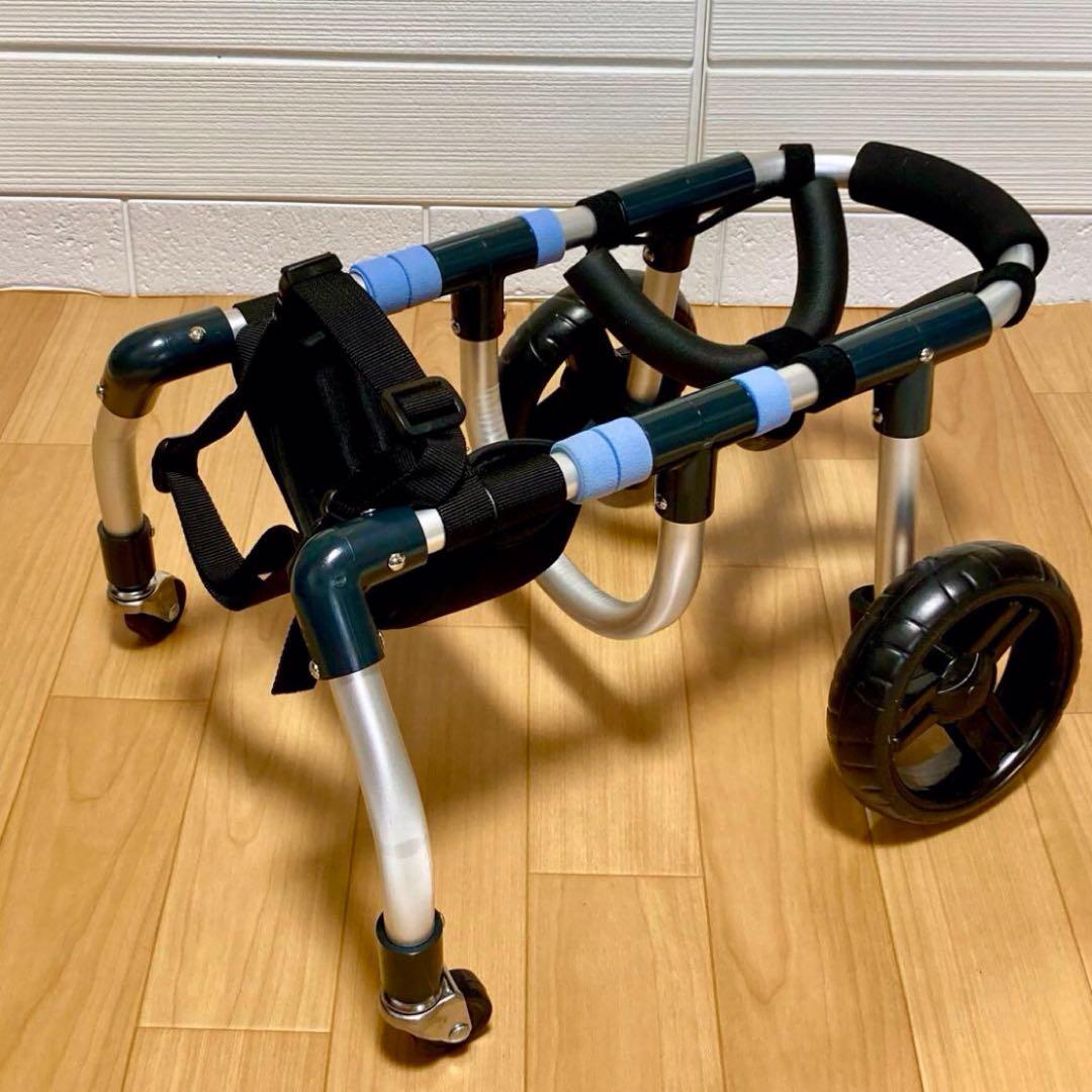 ワンジー様専用ページ□小型犬用4輪 犬の車椅子 犬の歩行