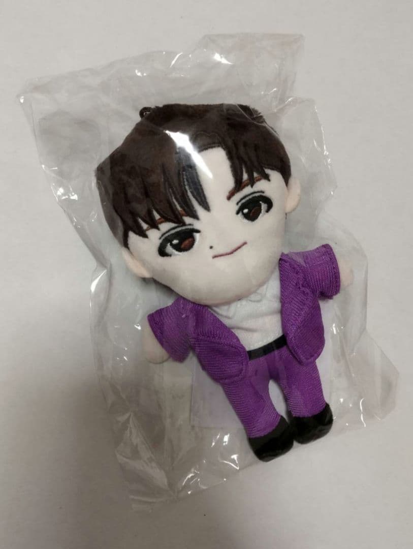 超特急　リョウガ　EVE マスコット　新品未開封 超特急 リョウガ EVE ご当地キーホルダー アクキー - メルカリ