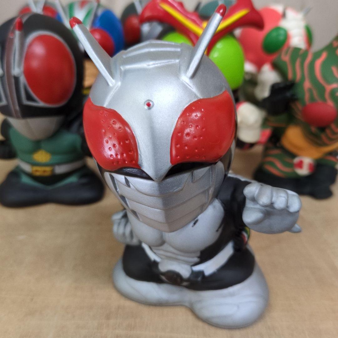 仮面ライダー貯金箱