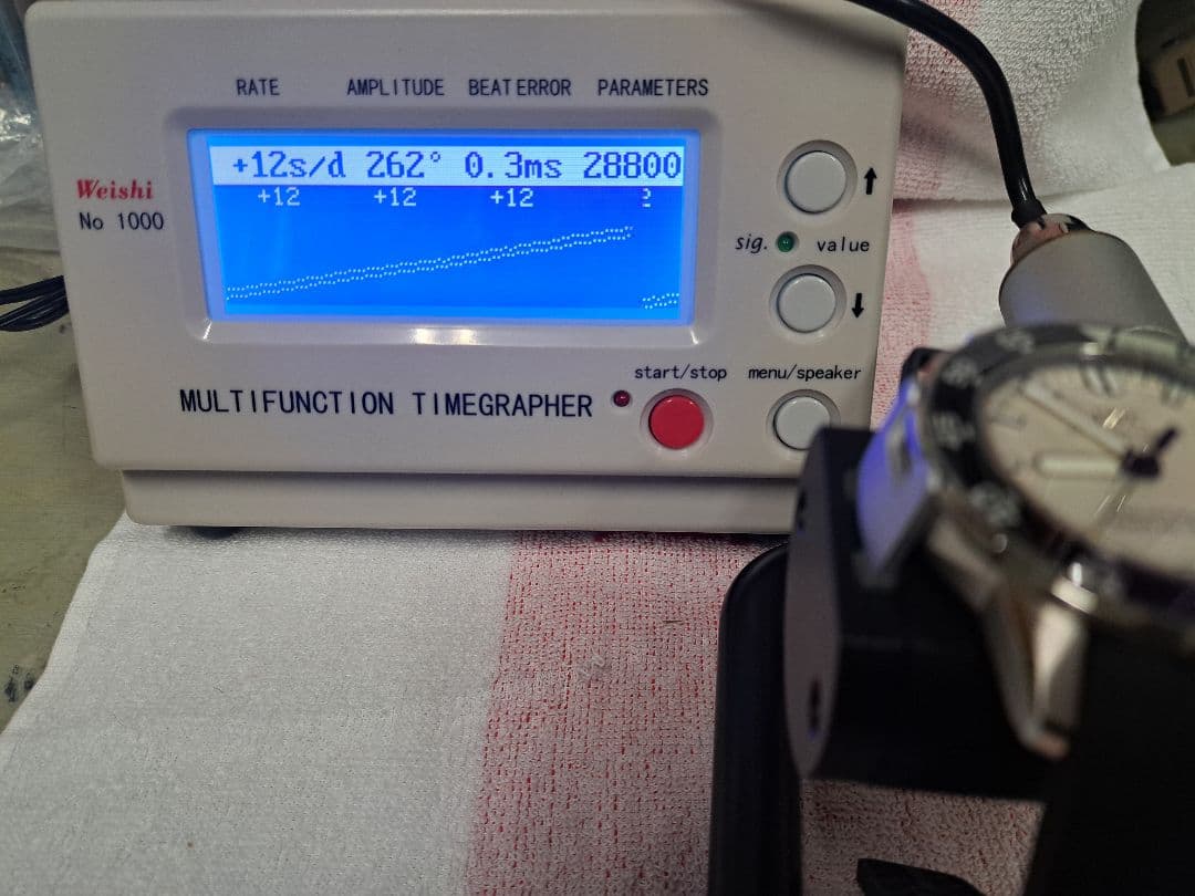 自動巻き腕時計　ラバーベルト