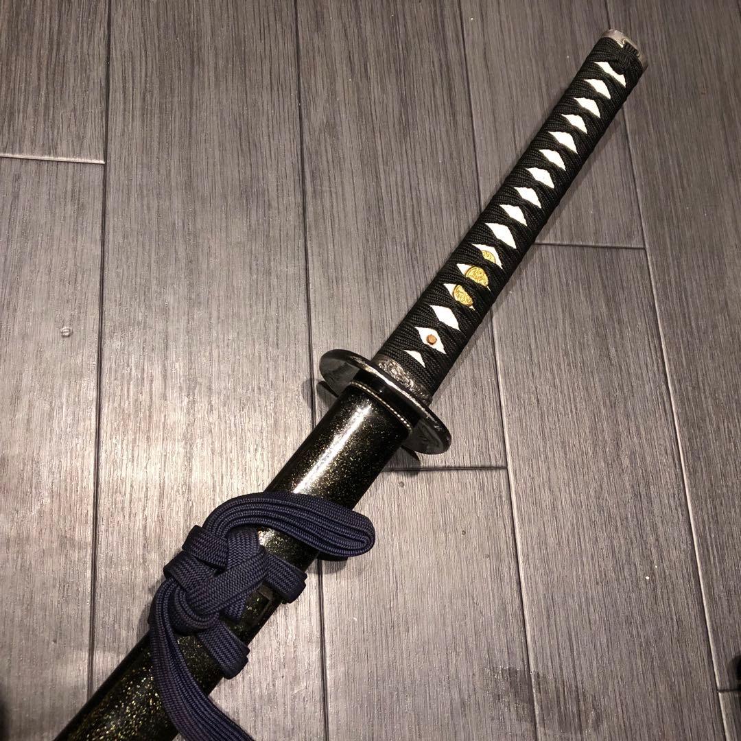 高級模造刀　居合刀　黒拵え　亜合金刀身　優乱刃紋