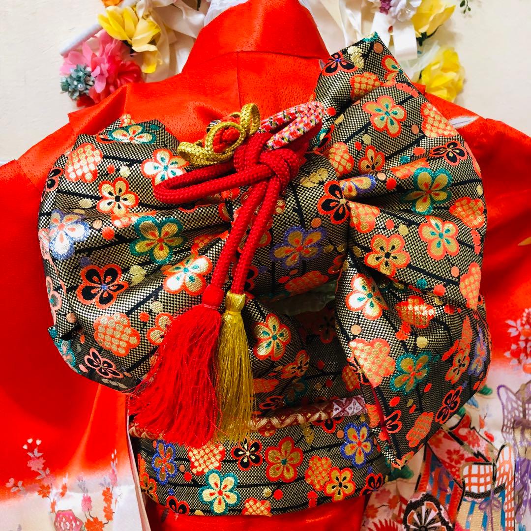 七五三7歳❣️人気赤地暈し古典柄❣️御所車鶴玉で箱金彩際立つ完全フルセット銘品
