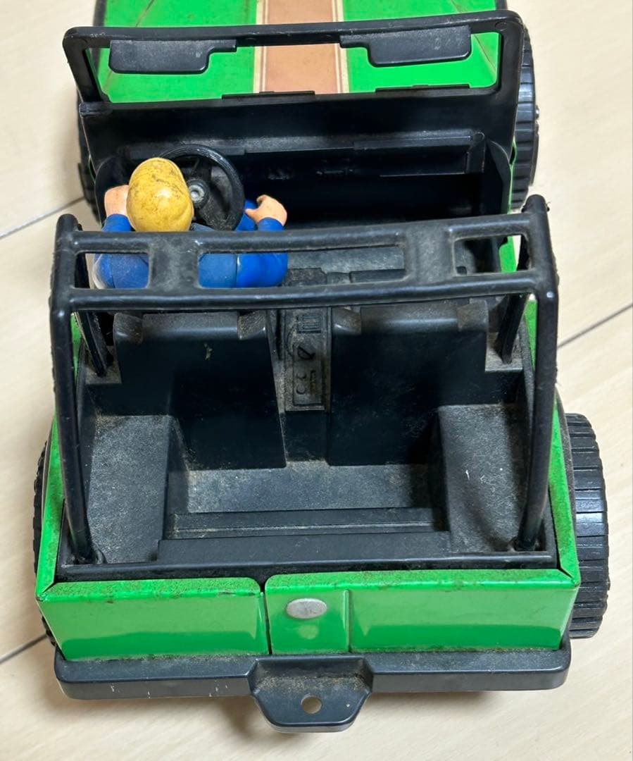 tonkaジープ グリーン