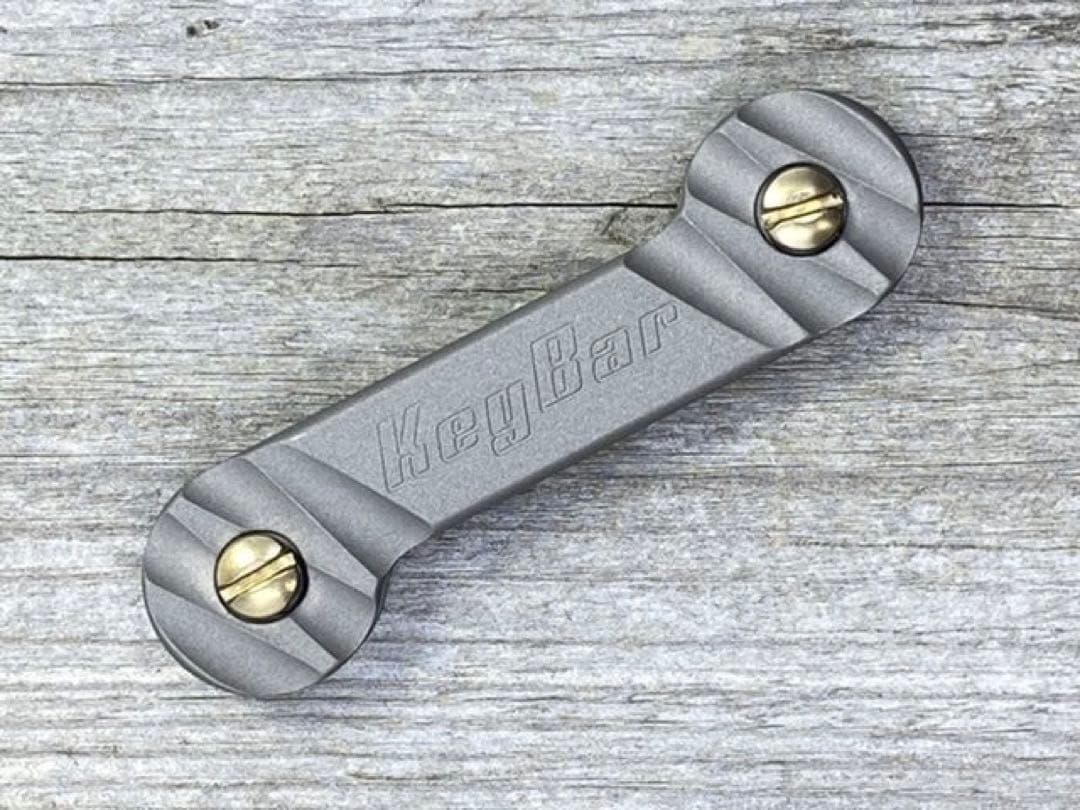 その他 KeyBar Half Carved Titanium