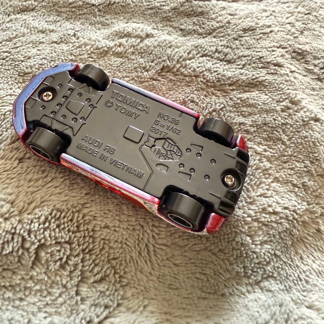 特注トミカ Audi R8 ロシアワールドカップ記念