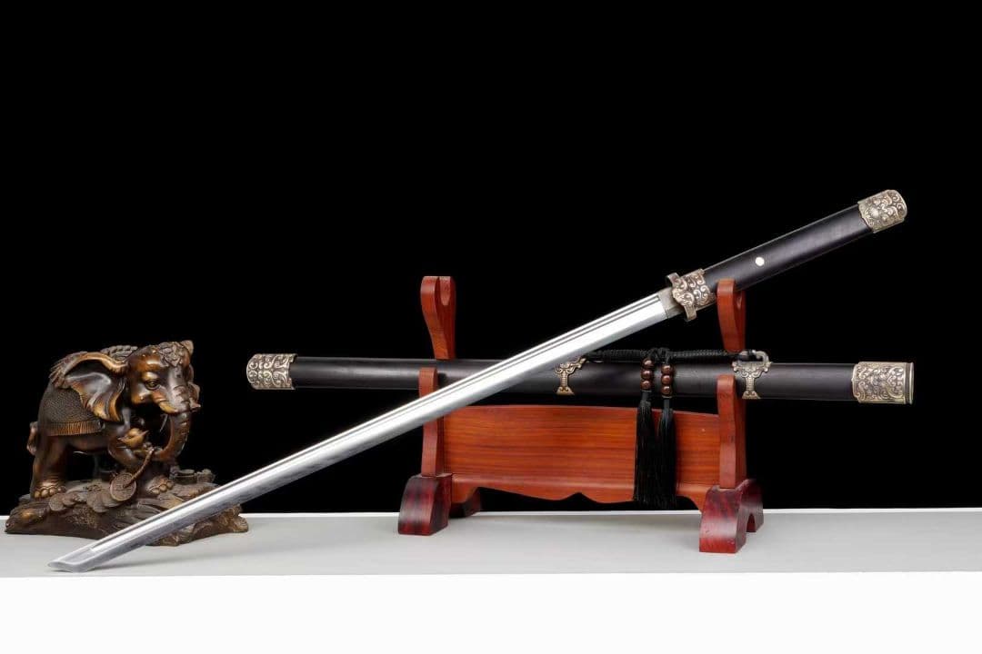 【雲龍唐刀】古兵器 武具 刀装具 日本刀　模造刀 居合刀 武士道 鑑賞用 美術刀