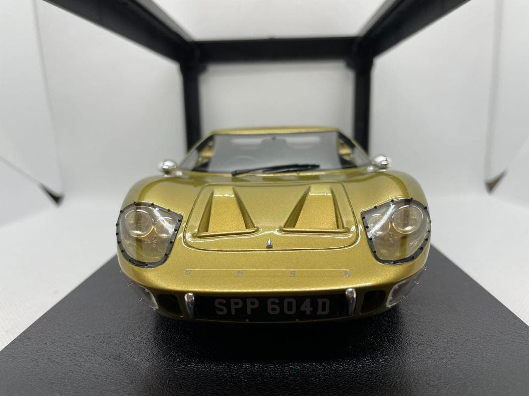 104-031 Cult 1/18 フォード GT40 Mk III 1966