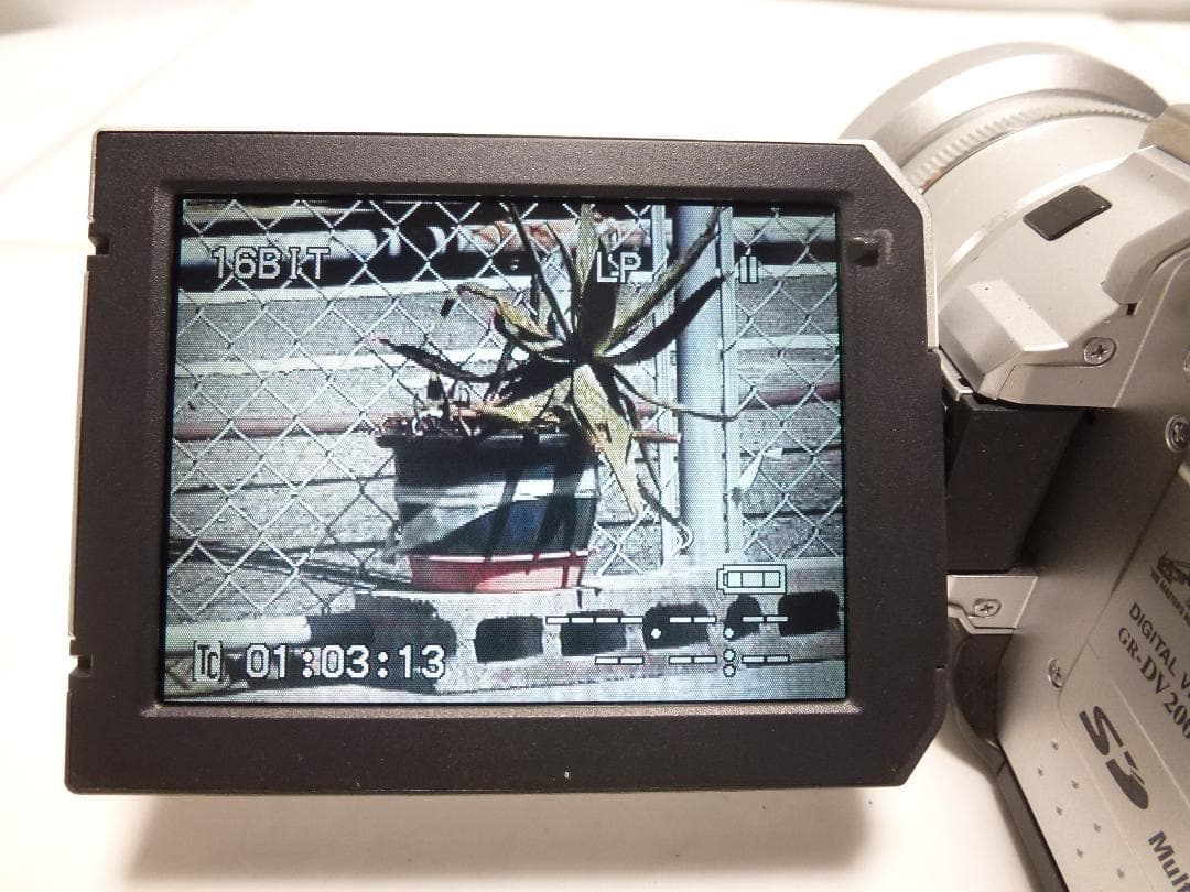 希少　動作品　Victor ビクター　デジタルビデオカメラ　GR-DV2000