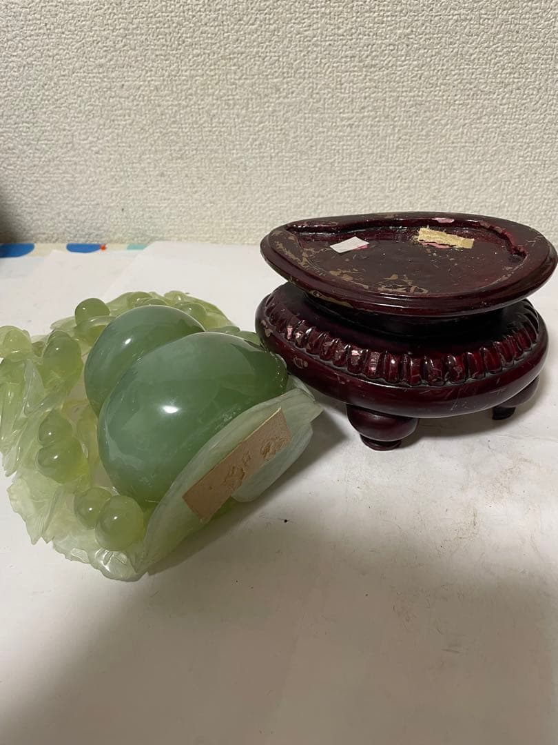 天然石 綠石彫刻瓢箪 置物彫刻 木製台座付き
