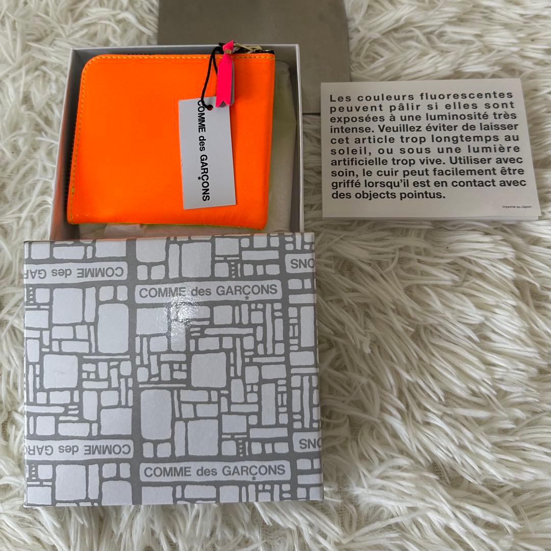 値下げ タグ 箱付 コムデギャルソン ミニ財布 蛍光色 ウォレット ケース
