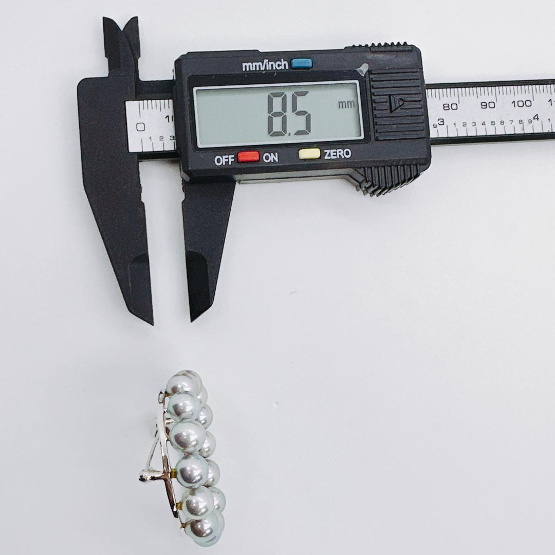 変わった色のパールブローチ・無料匿名配送】シルバーパールサークル