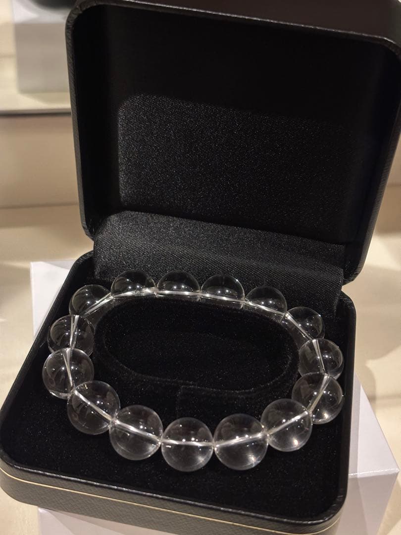 【月末SALE‼️】天然水晶　14mm珠ブレスレット