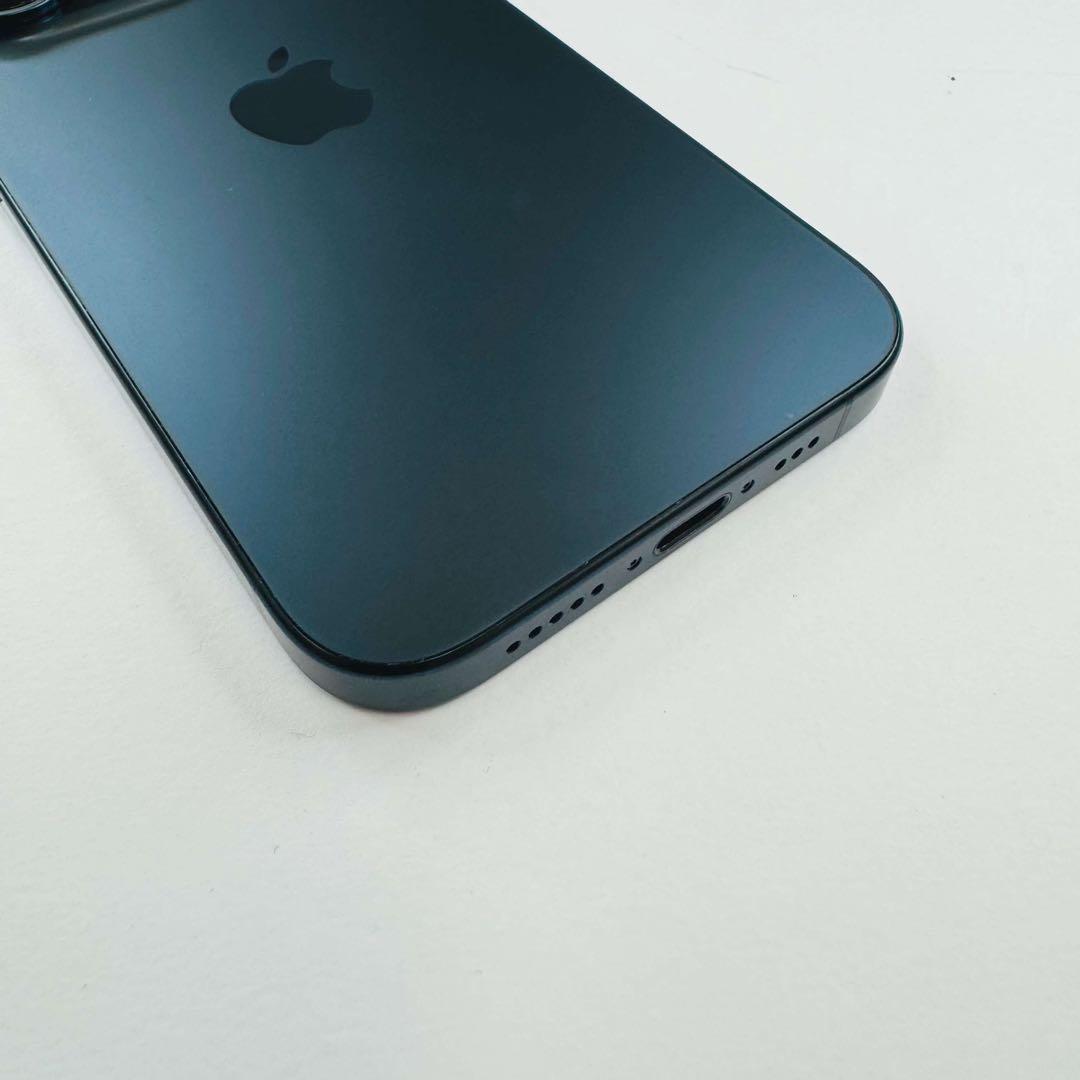iPhone 15 Pro 128GB SIMフリー 美品バッテリー純正100％